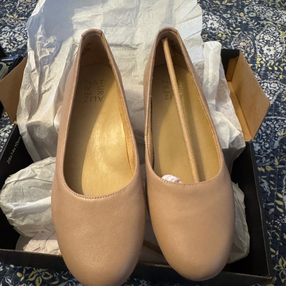 Naturalizer Women's Flats